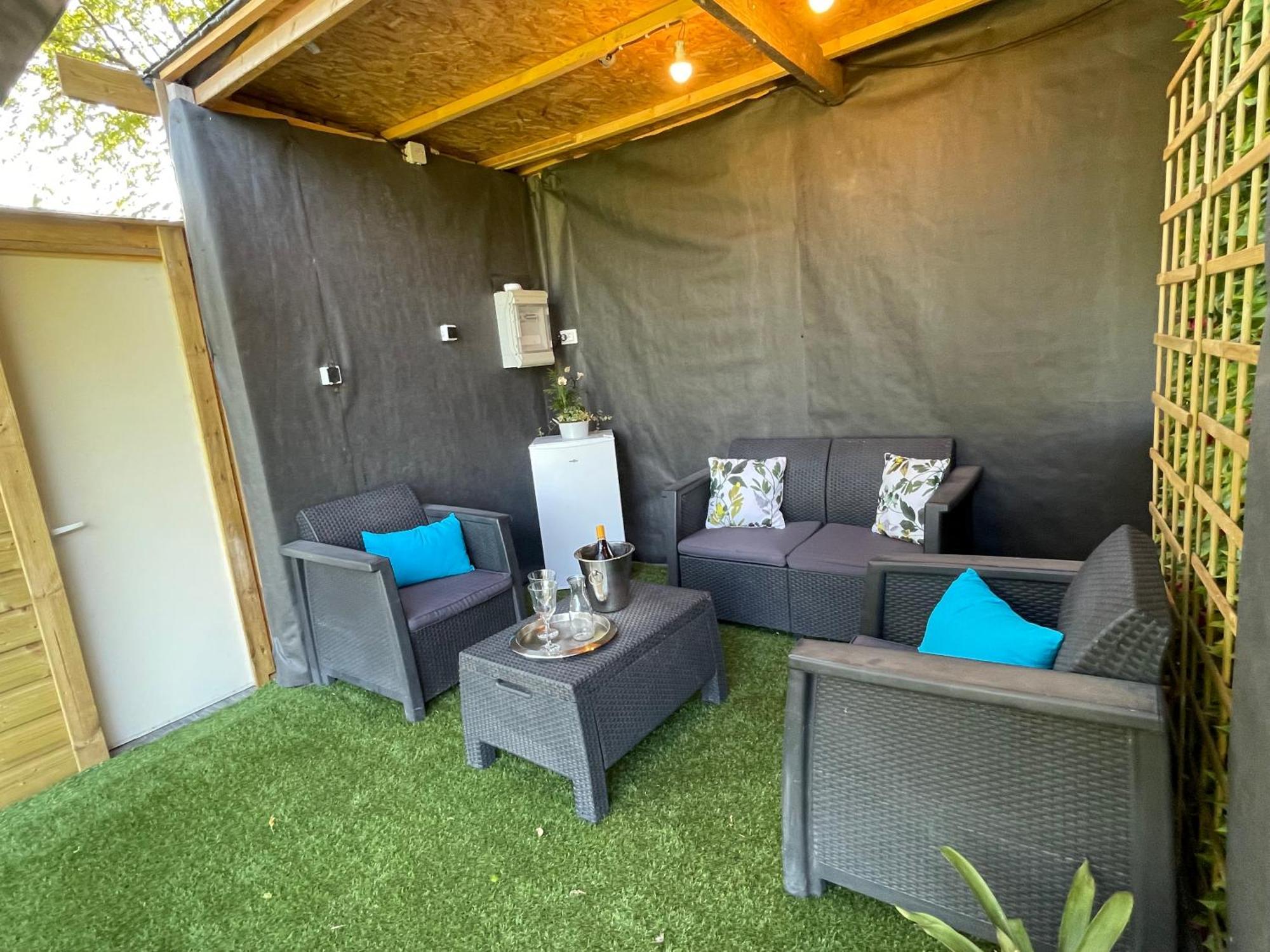 Dependance Privee - Halte Route Apartment เลอ ตอร์ ภายนอก รูปภาพ