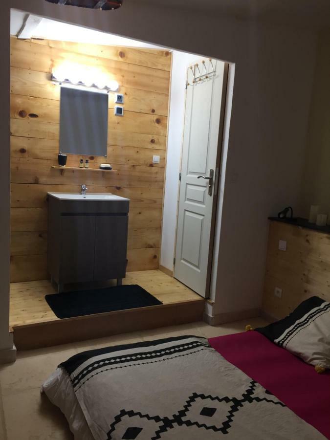 Dependance Privee - Halte Route Apartment เลอ ตอร์ ภายนอก รูปภาพ