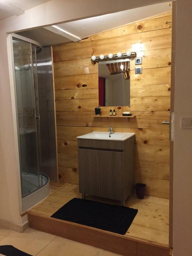 Dependance Privee - Halte Route Apartment เลอ ตอร์ ภายนอก รูปภาพ